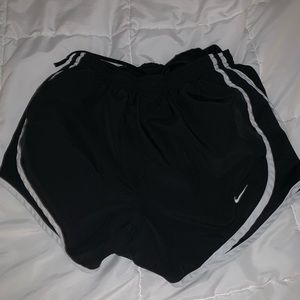 Black nike shorts